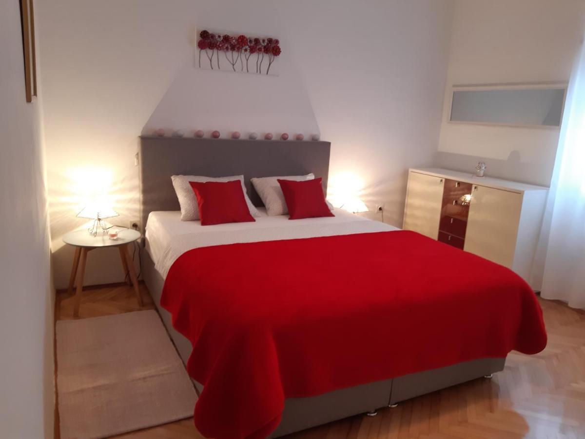 Apartment Jardin With Free Cowered Parking Zadar Exteriör bild