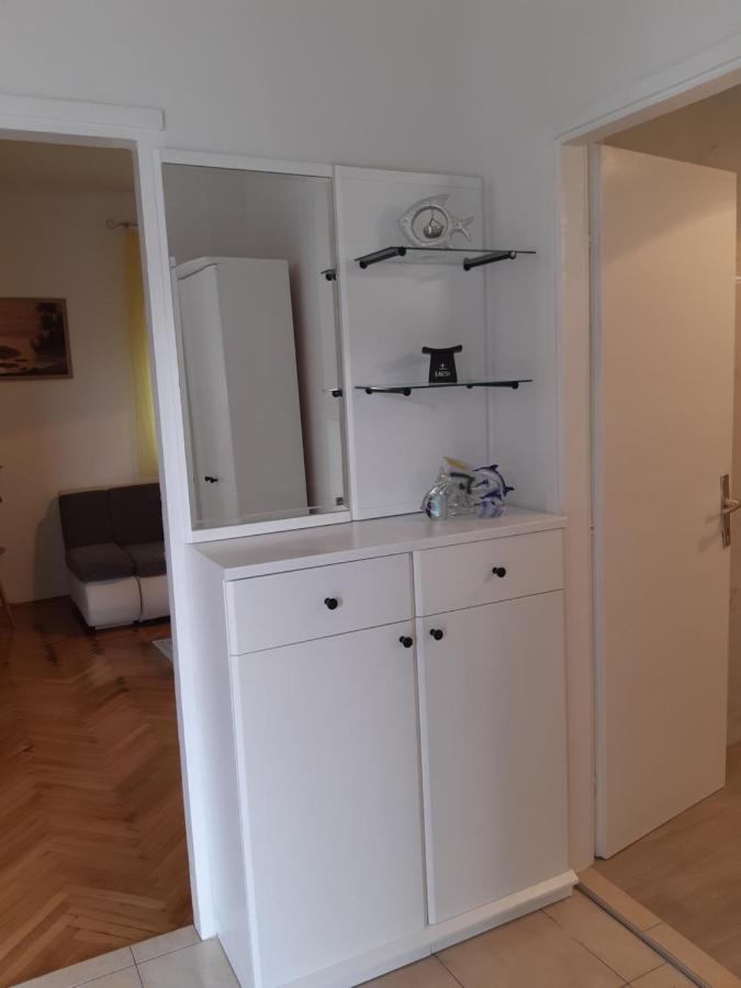Apartment Jardin With Free Cowered Parking Zadar Exteriör bild