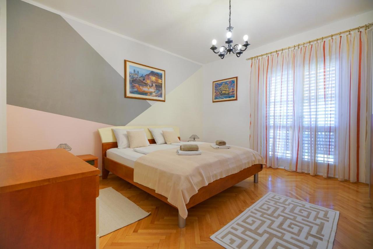Apartment Jardin With Free Cowered Parking Zadar Exteriör bild
