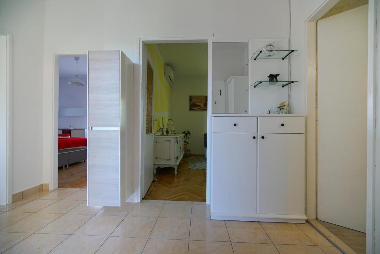 Apartment Jardin With Free Cowered Parking Zadar Exteriör bild