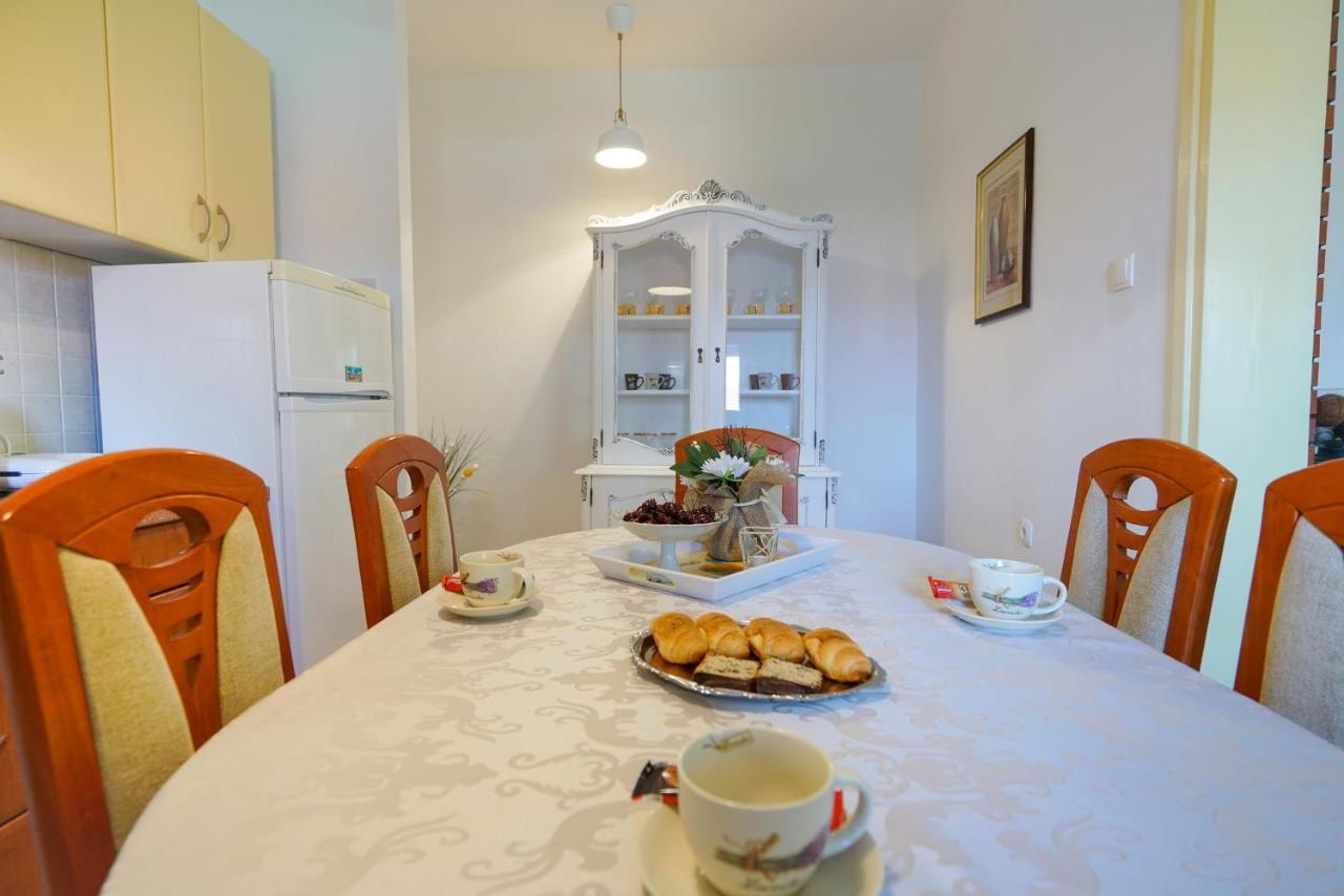 Apartment Jardin With Free Cowered Parking Zadar Exteriör bild