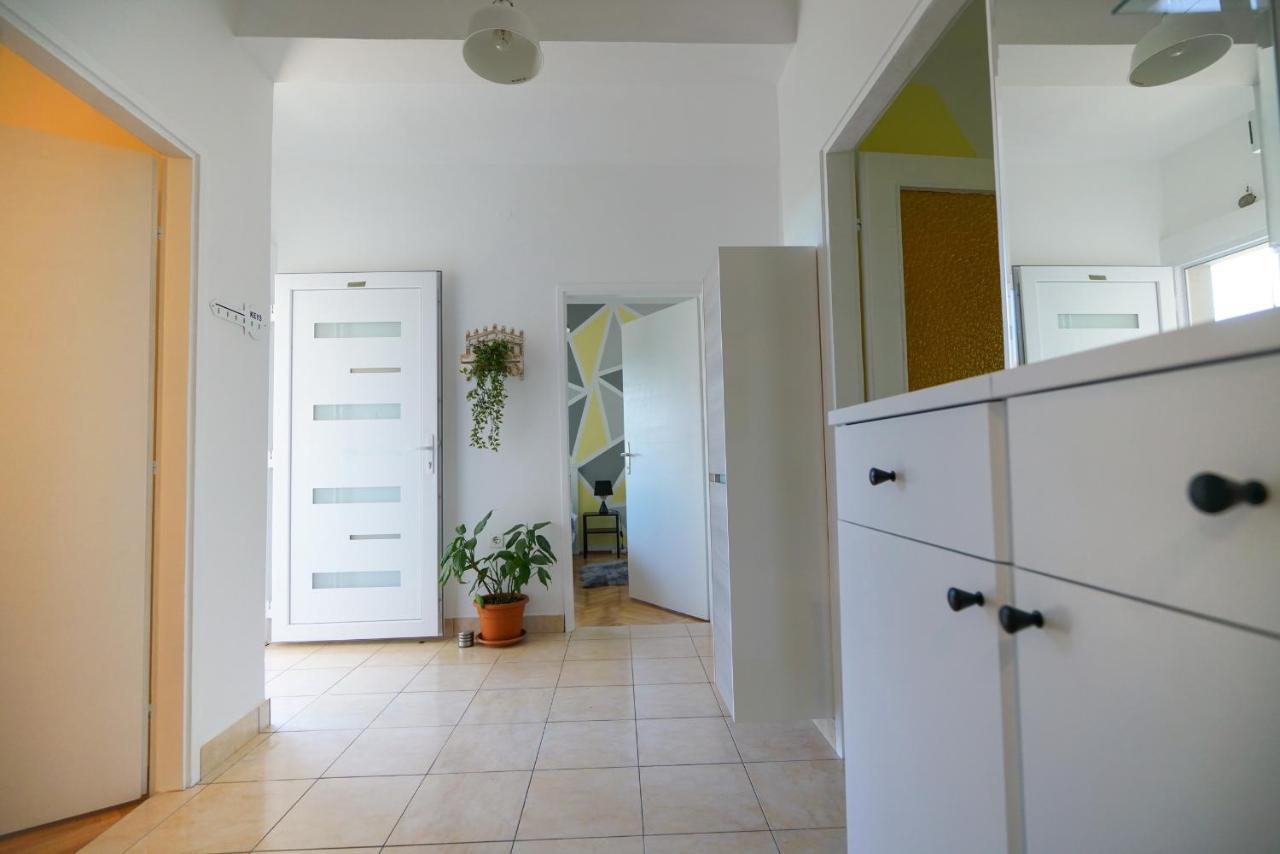 Apartment Jardin With Free Cowered Parking Zadar Exteriör bild