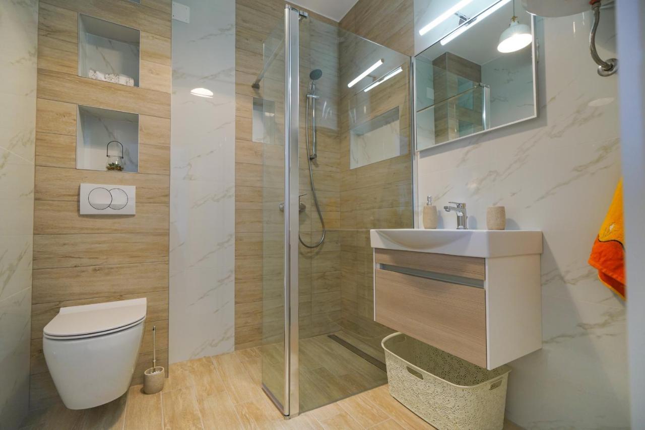 Apartment Jardin With Free Cowered Parking Zadar Exteriör bild